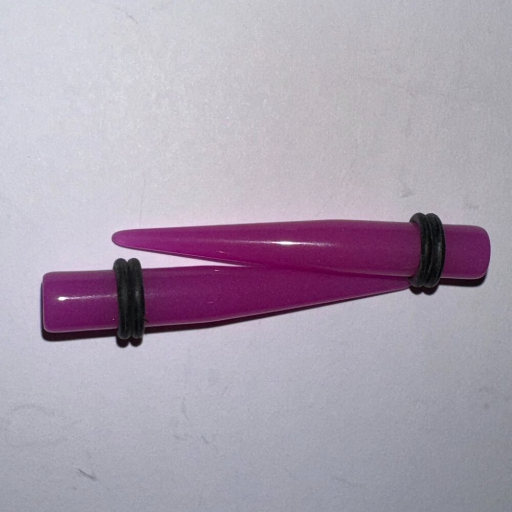Purple 0 Gauge Glow-In-The-Dark UV Acrylic Gauging Tapers